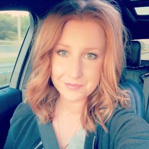 Meet your Posher, April